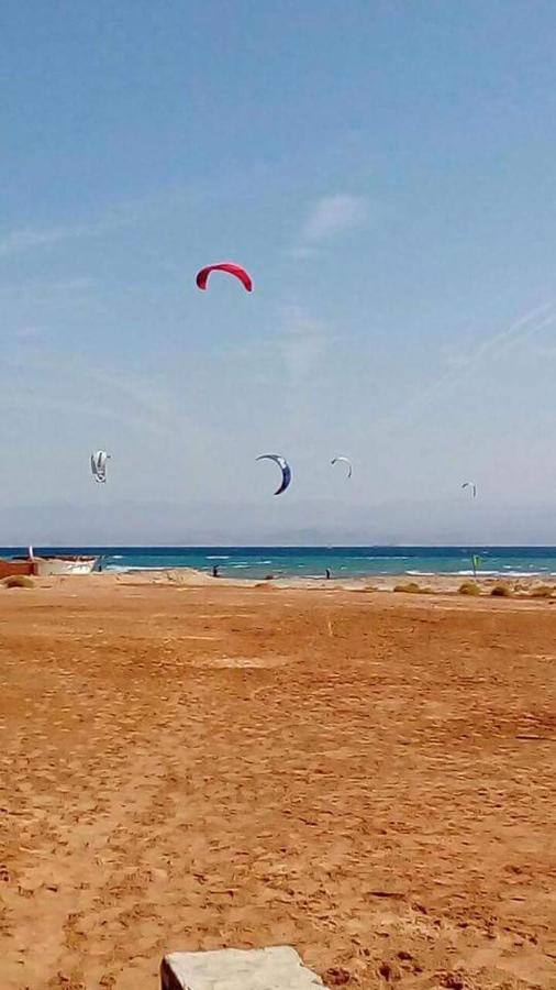 Bawaki Beach Resort Нувейба Экстерьер фото